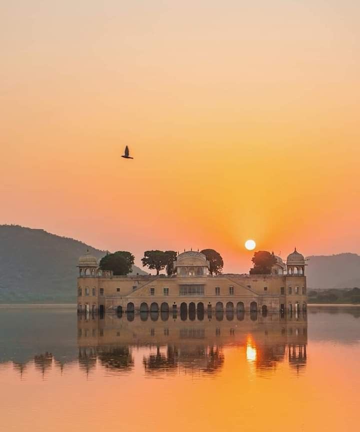 Golden Triangle Tour – Delhi ,Agra , Jaipur  4N /5D